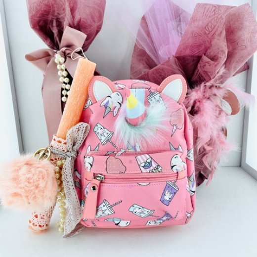 Εικόνα για Σετ Λαμπάδας Fuchsia Milkshake Unicorn Bag