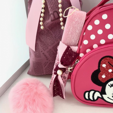Εικόνα 2 για Σετ Λαμπάδας Minnie Fuchsia Bag
